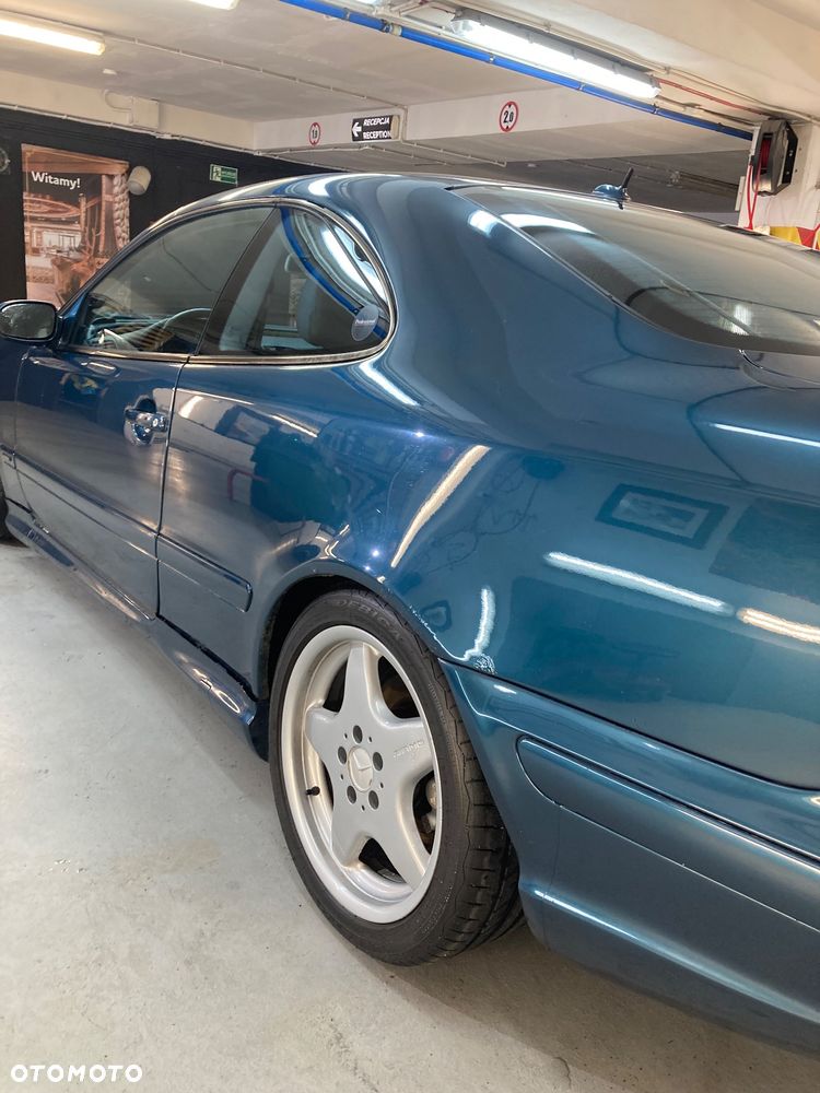 Mercedes-Benz CLK - 10