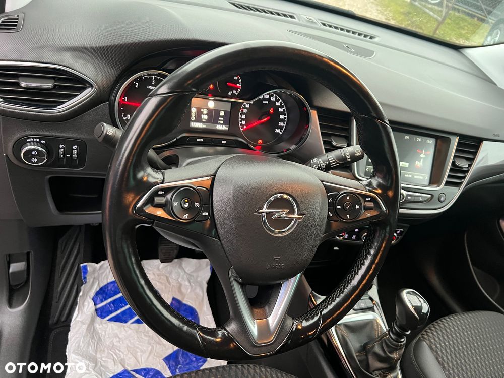 Opel Crossland X - 21