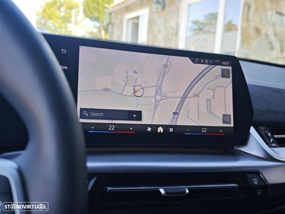 BMW iX2 eDrive20 Pack Desportivo M - 41