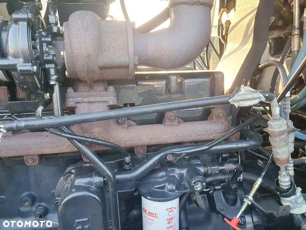 New Holland TM 175 - 17