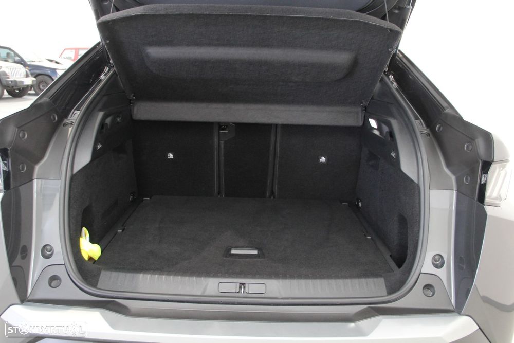 Peugeot 3008 1.2 Hybrid Allure e-DCS6 - 28