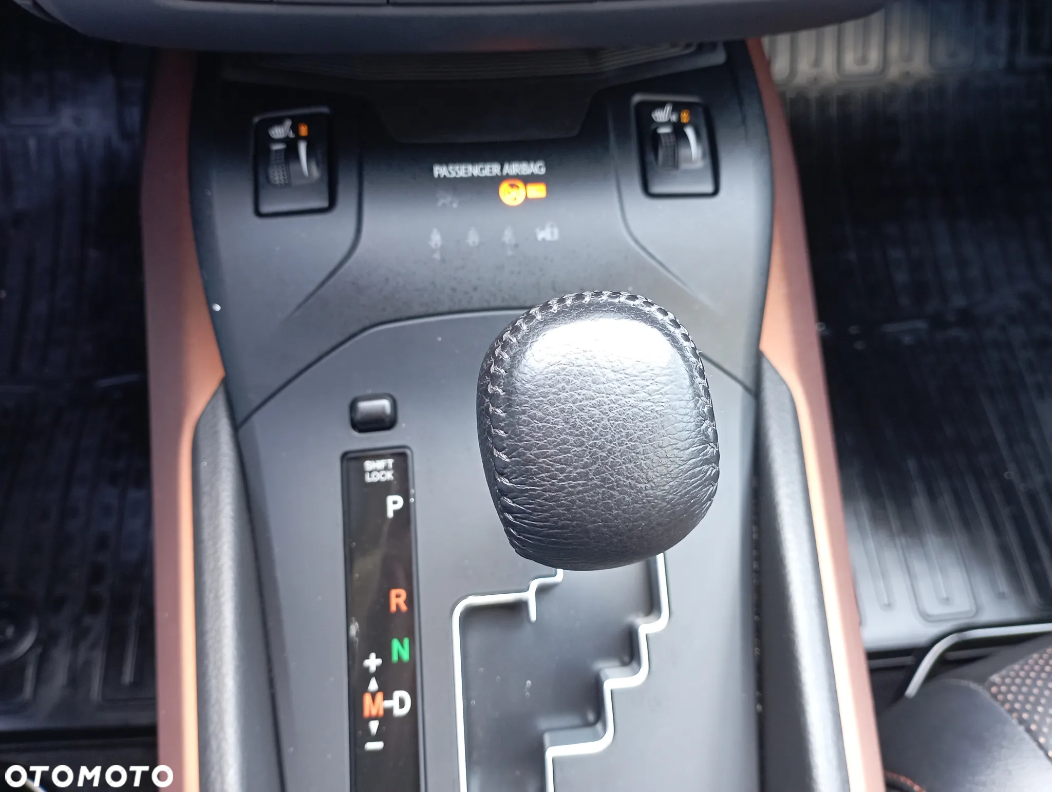 Toyota Avensis 2.0 Prestige MS - 15