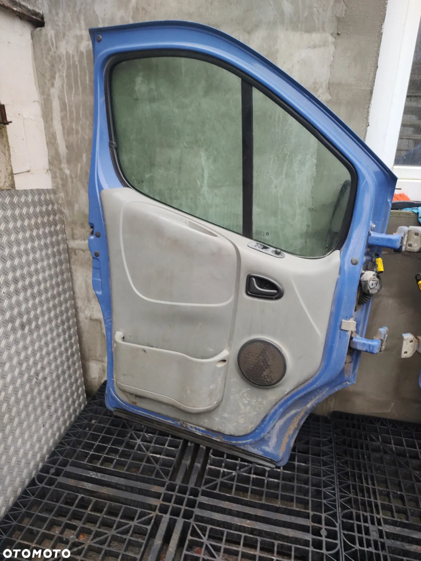 Drzwi prawe lewe Trafić II Vvaro A 01-14r niebieski elektryczne szyby lusterka - 9
