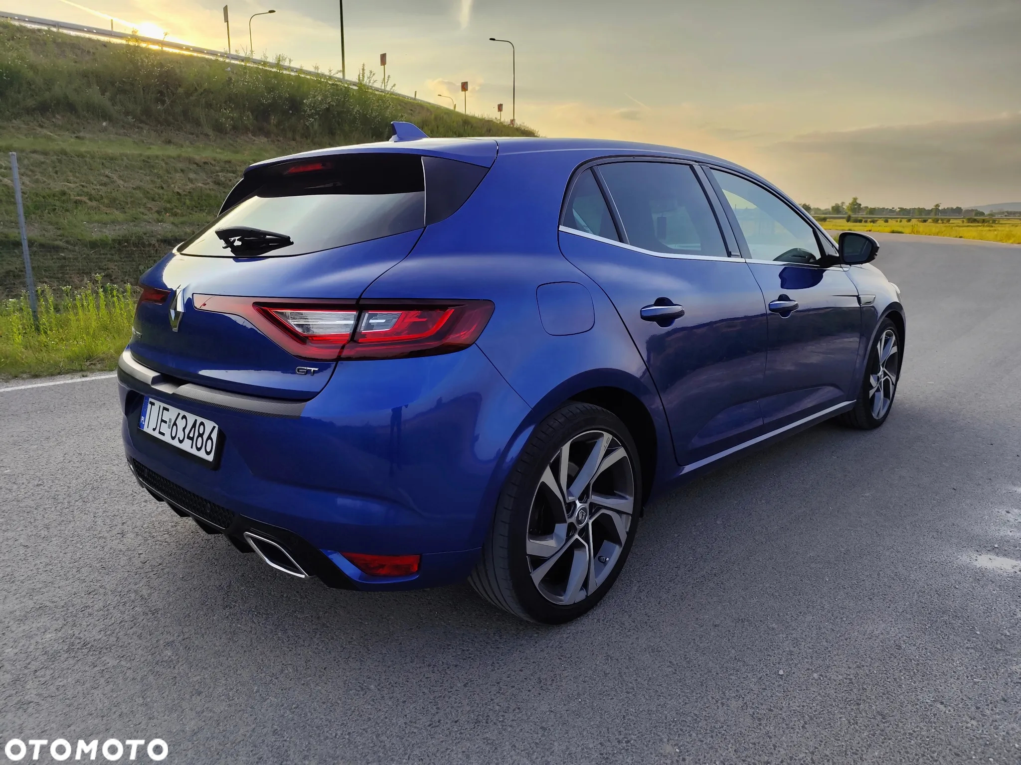 Renault Megane 1.6 TCe GT EDC - 4