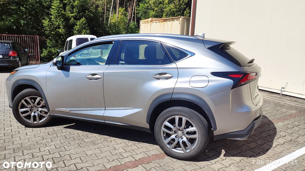 Lexus NX 200t Comfort AWD - 6