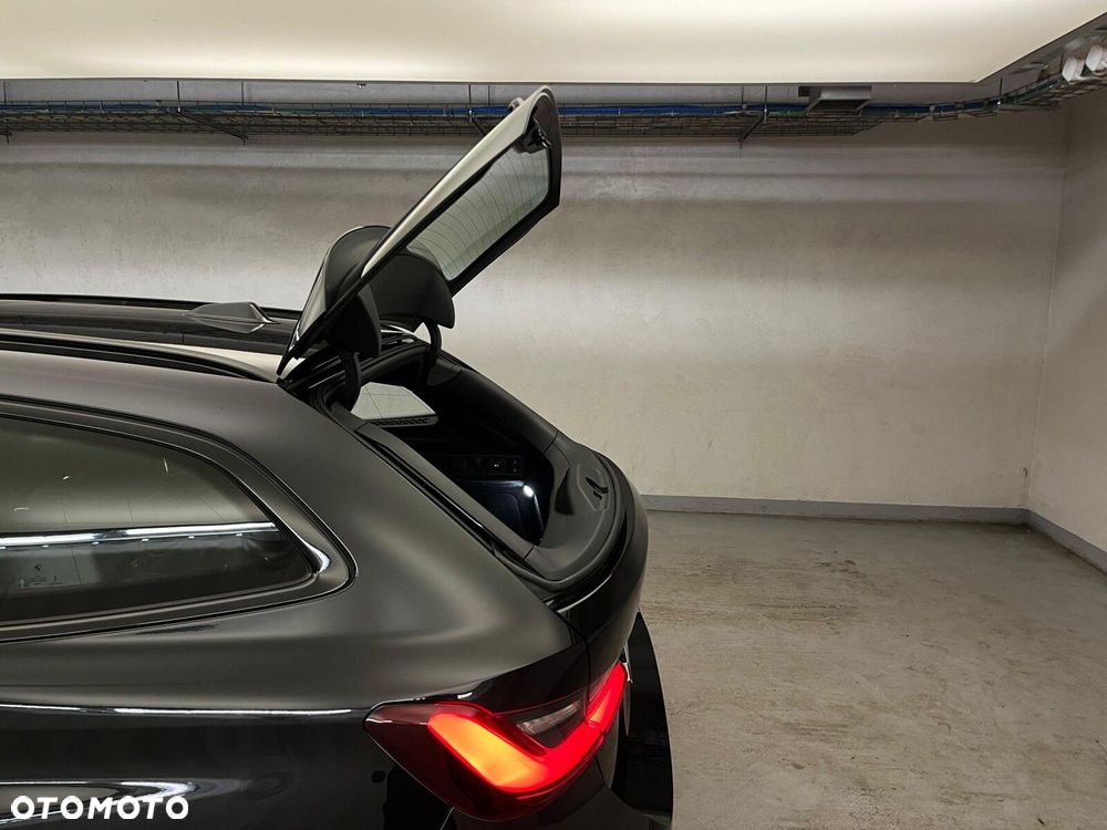 BMW Seria 3 M340i xDrive mHEV sport - 33