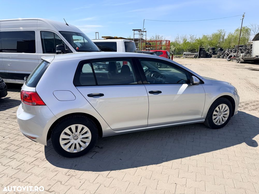 Volkswagen Golf 1.6 TDI BMT Comfortline - 7