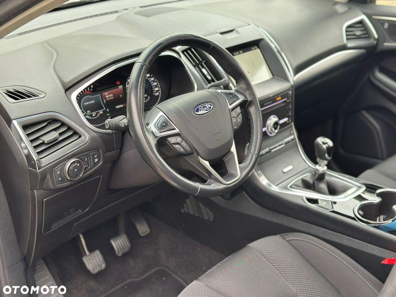 Ford Edge 2.0 EcoBlue 4WD Titanium - 17