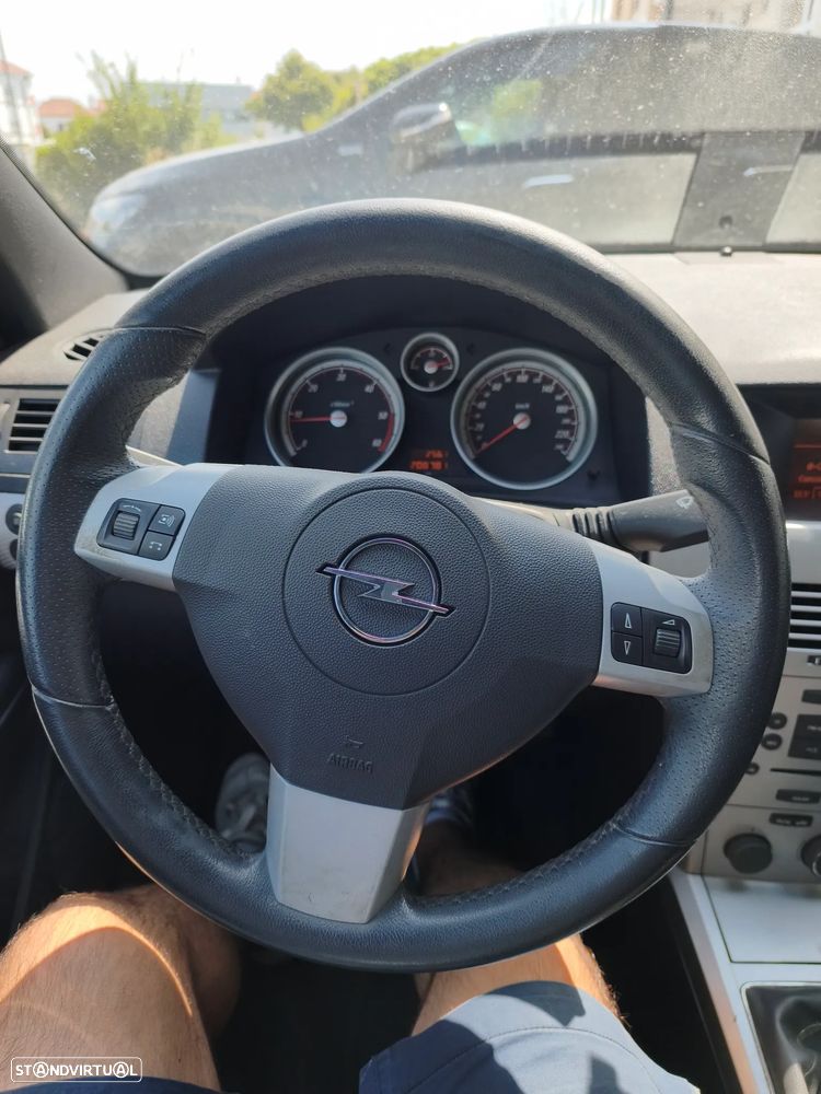 Opel Astra GTC 1.7 CDTi ecoFLEX - 9