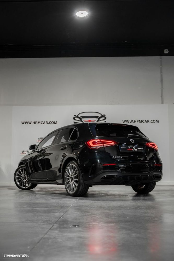 Mercedes-Benz A 250 e AMG Line - 11