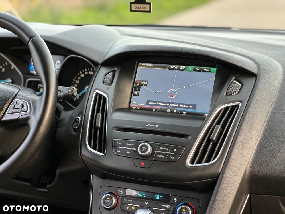 Ford Focus - 30