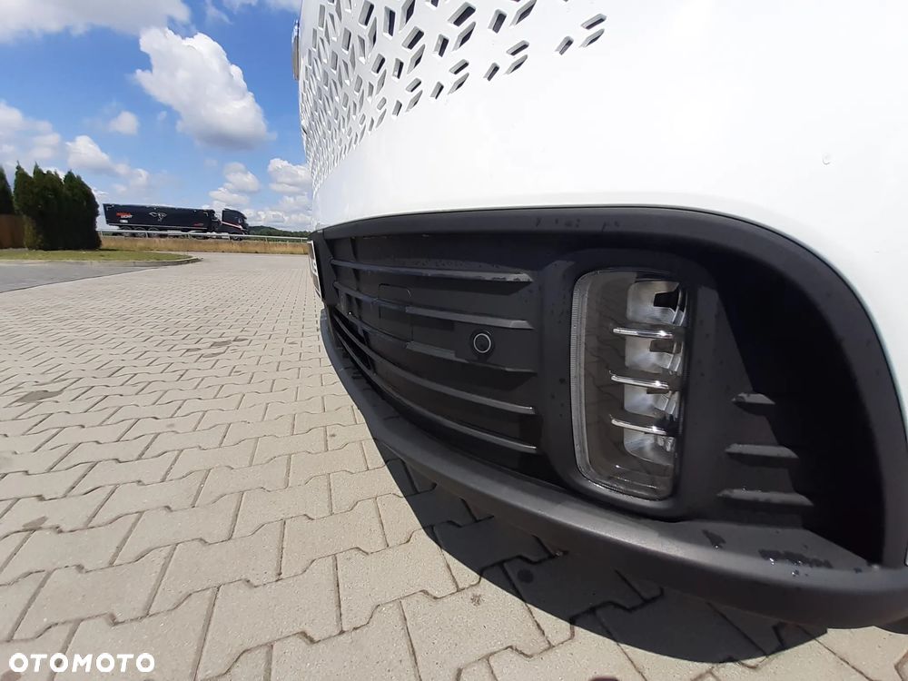 Maxus Deliver 7 - 11