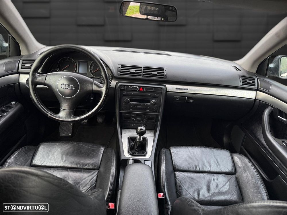 Audi A4 Avant 2.5 TDI quattro S-line - 10