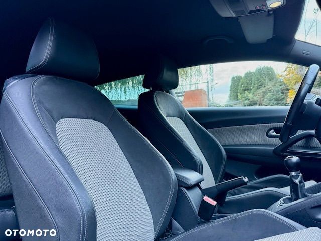 Volkswagen Scirocco 2.0 TDI - 34