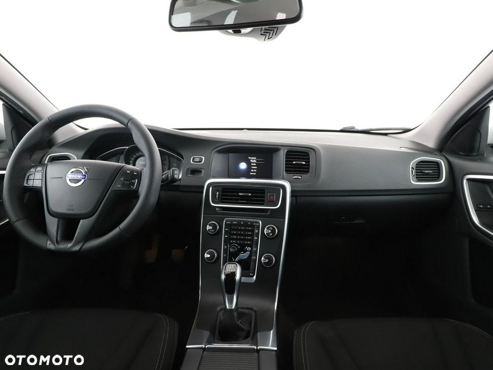 Volvo V60 D2 Kinetic - 16