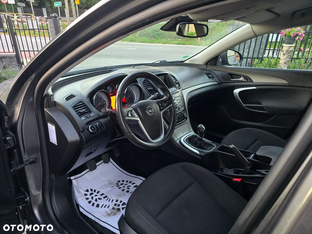 Opel Insignia 1.8 Cosmo - 24