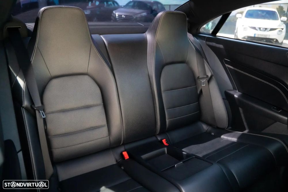 Mercedes-Benz E 220 CDi Elegance BE Auto. - 24