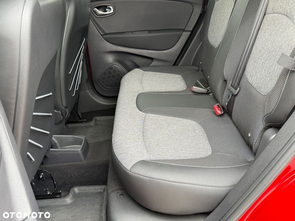 Renault Captur - 27