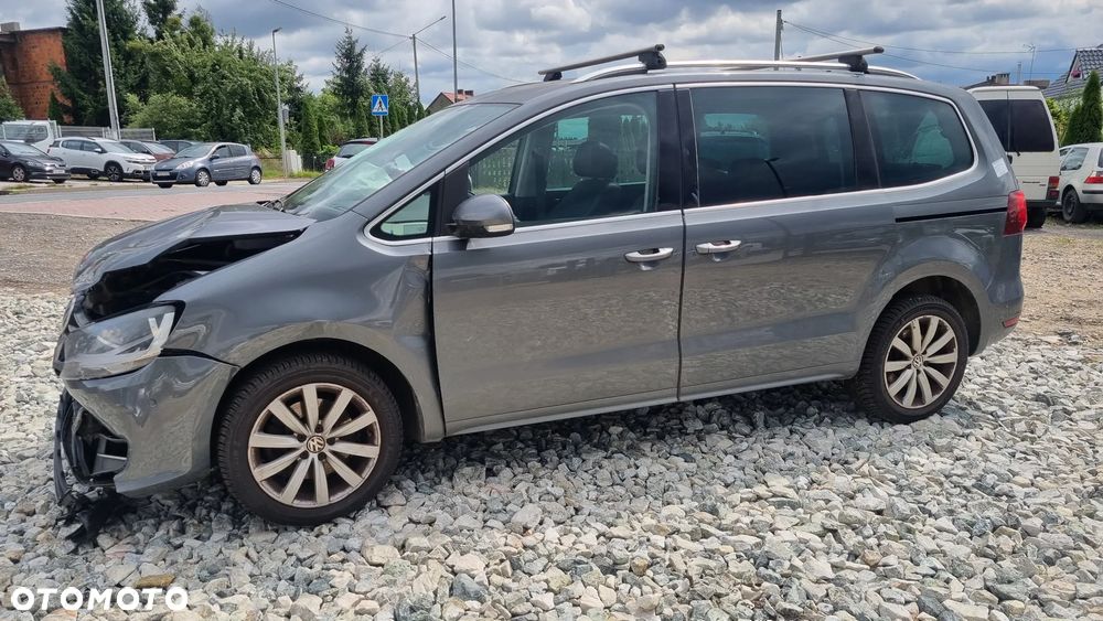 Volkswagen Sharan 2.0 TDI (BlueMotion Technology) Sound - 13