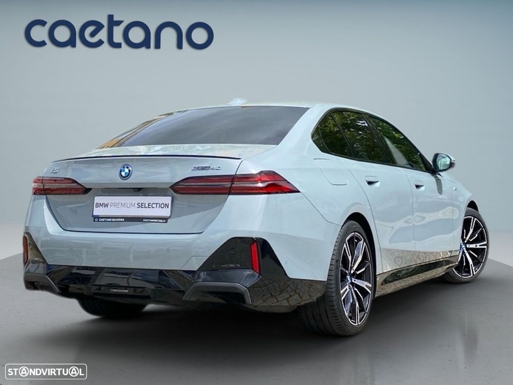 BMW i5 eDrive40 Pack Desportivo M Pro - 2