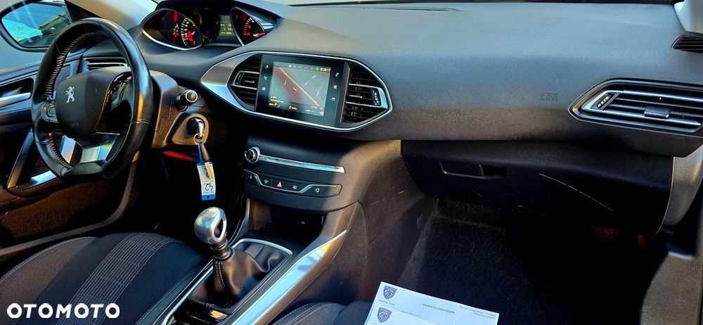 Peugeot 308 BlueHDi 130 Stop & Start Allure Pack - 12