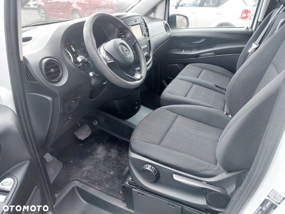 Mercedes-Benz Vito - 15