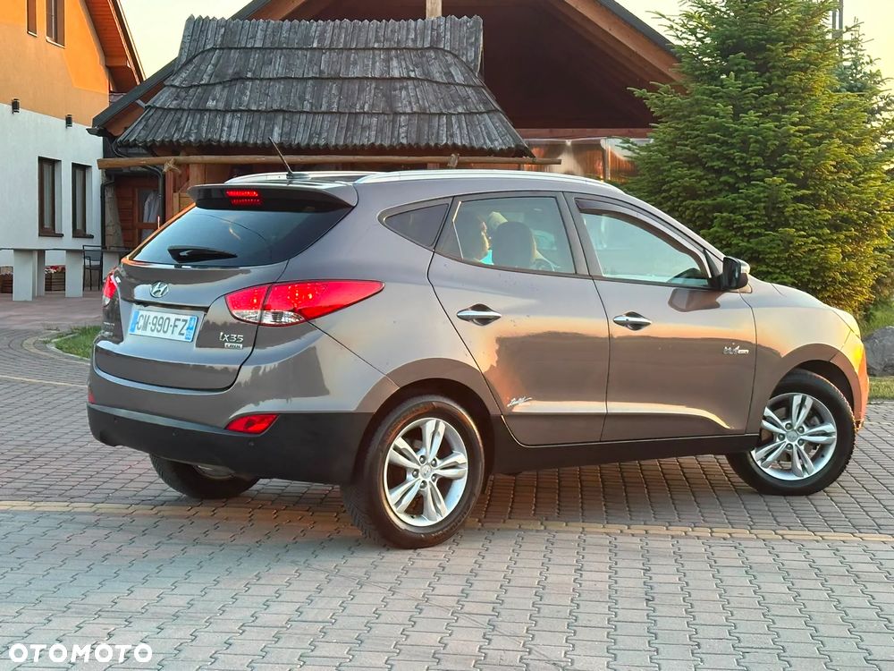 Hyundai ix35 1.7 CRDi 2WD blue Style - 16