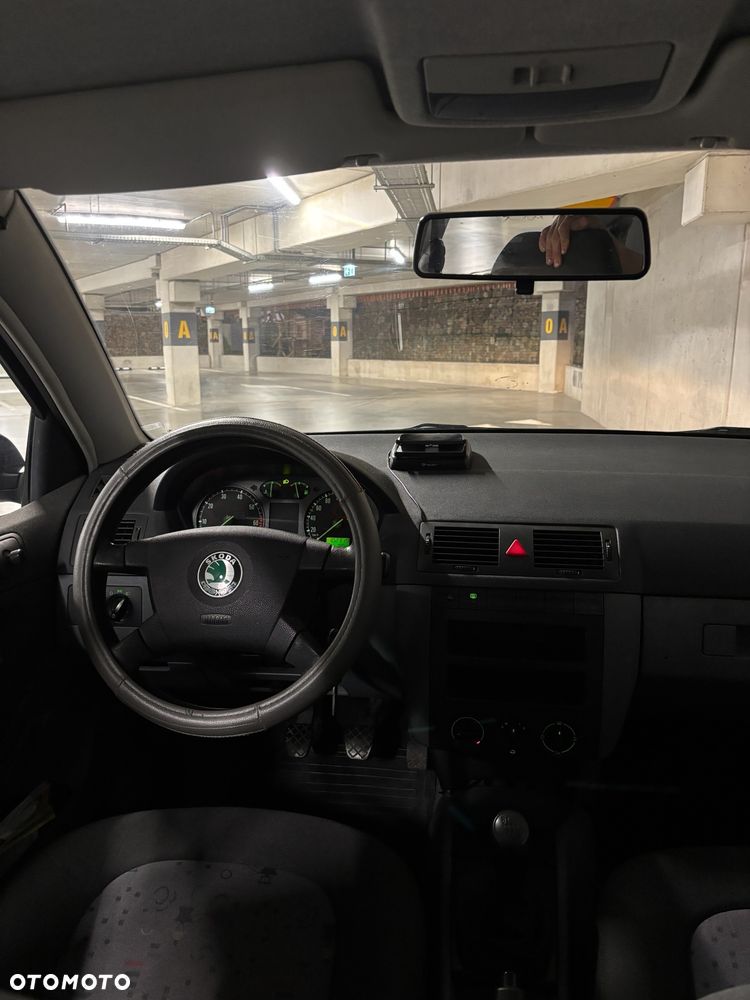 Skoda Fabia 1.2 HTP Classic - 22