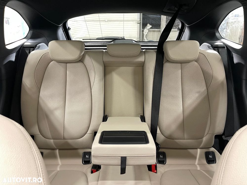 BMW X1 xDrive25e xLine - 13