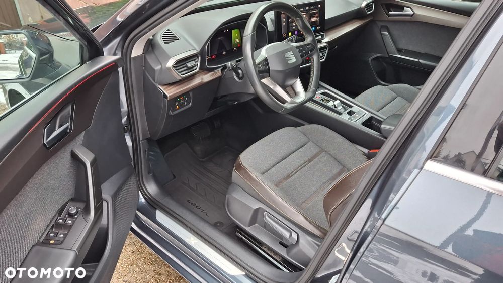 Seat Leon 2.0 TDI DPF DSG Xcellence - 24