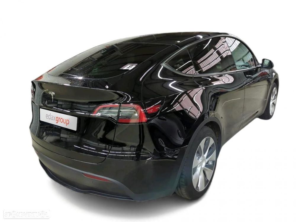 Tesla Model Y RWD - 2