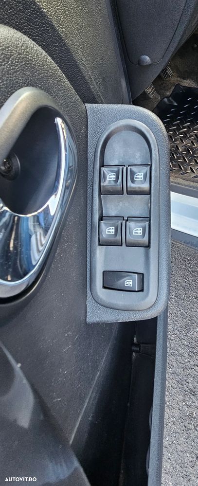 Dacia Duster 1.5 dCi 4x4 Laureate - 12