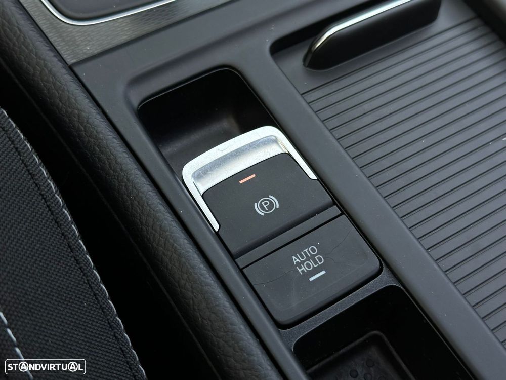 VW Golf 2.0 TDI GTD DSG - 26