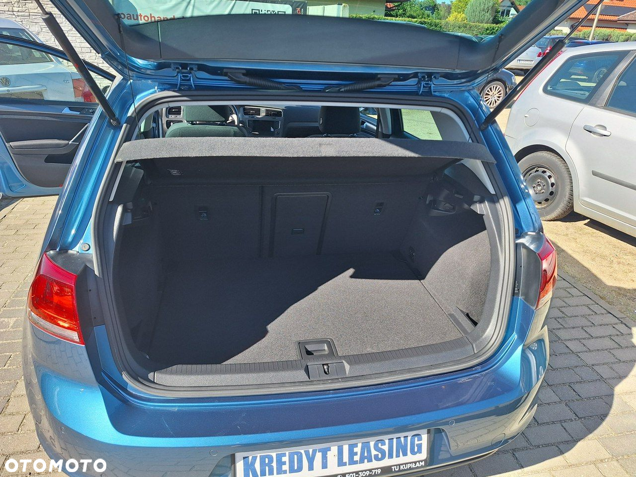 Volkswagen Golf 1.6 TDI BlueMotion Technology Comfortline - 16
