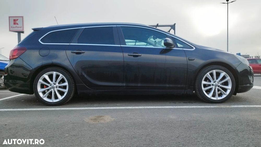 Opel Astra 1.4 Turbo Sports Tourer Design Edition - 1