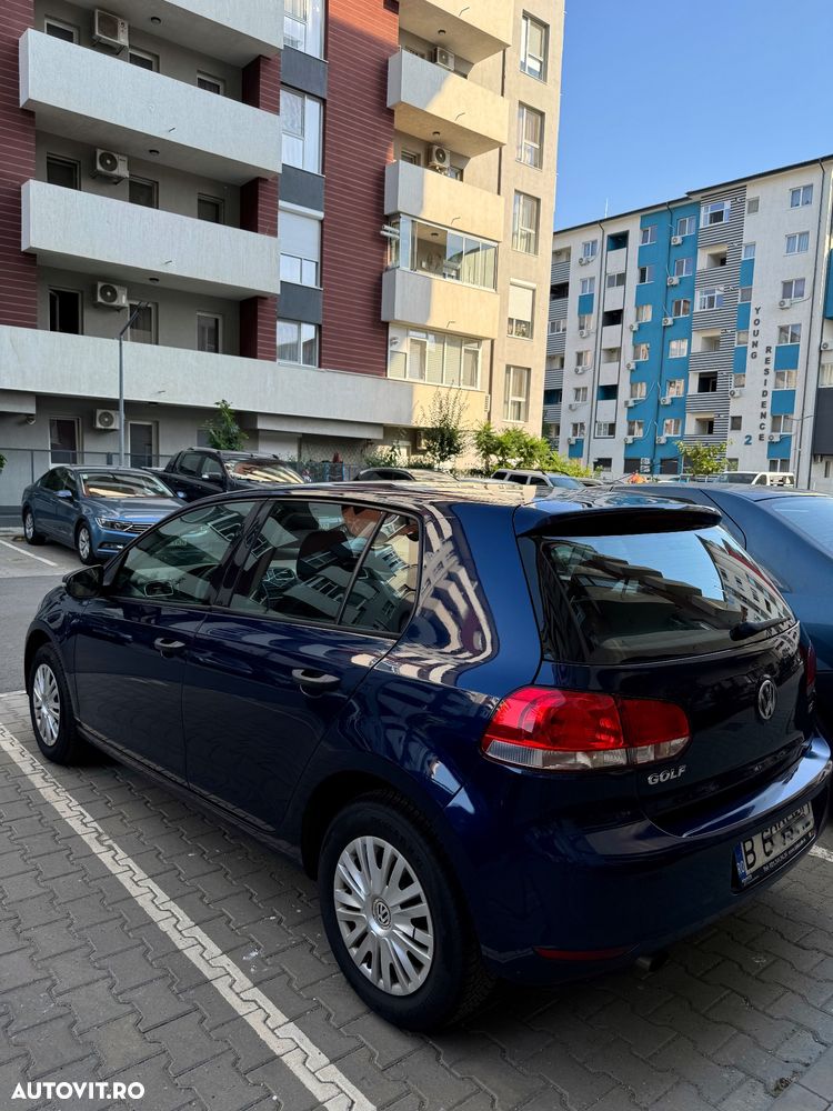 Volkswagen Golf 1.6 TDI DPF 4Motion Comfortline - 4