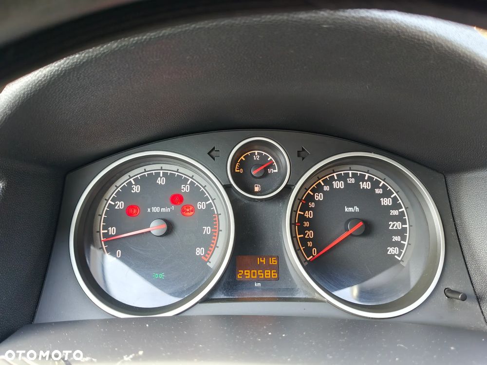 Opel Astra III 1.4 Cosmo - 23