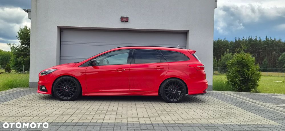 Ford Focus 2.0 EcoBoost ST mit Leder-Exclusiv-Paket - 11
