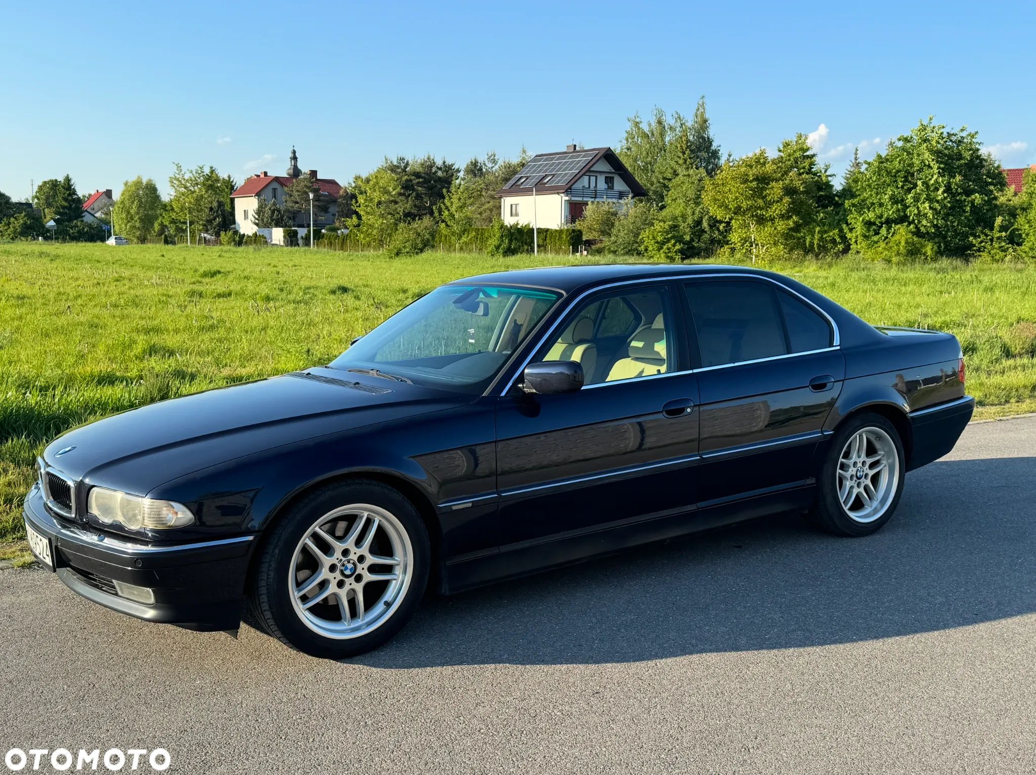 BMW Seria 7 735i - 1