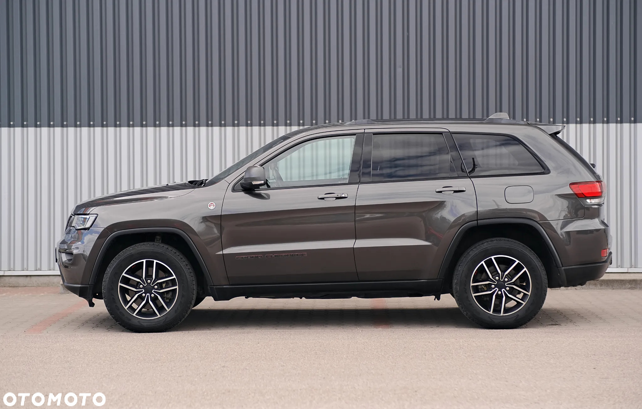 Jeep Grand Cherokee - 3