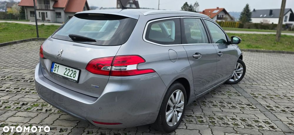 Peugeot 308 BlueHDi 120 Stop & Start Allure - 4