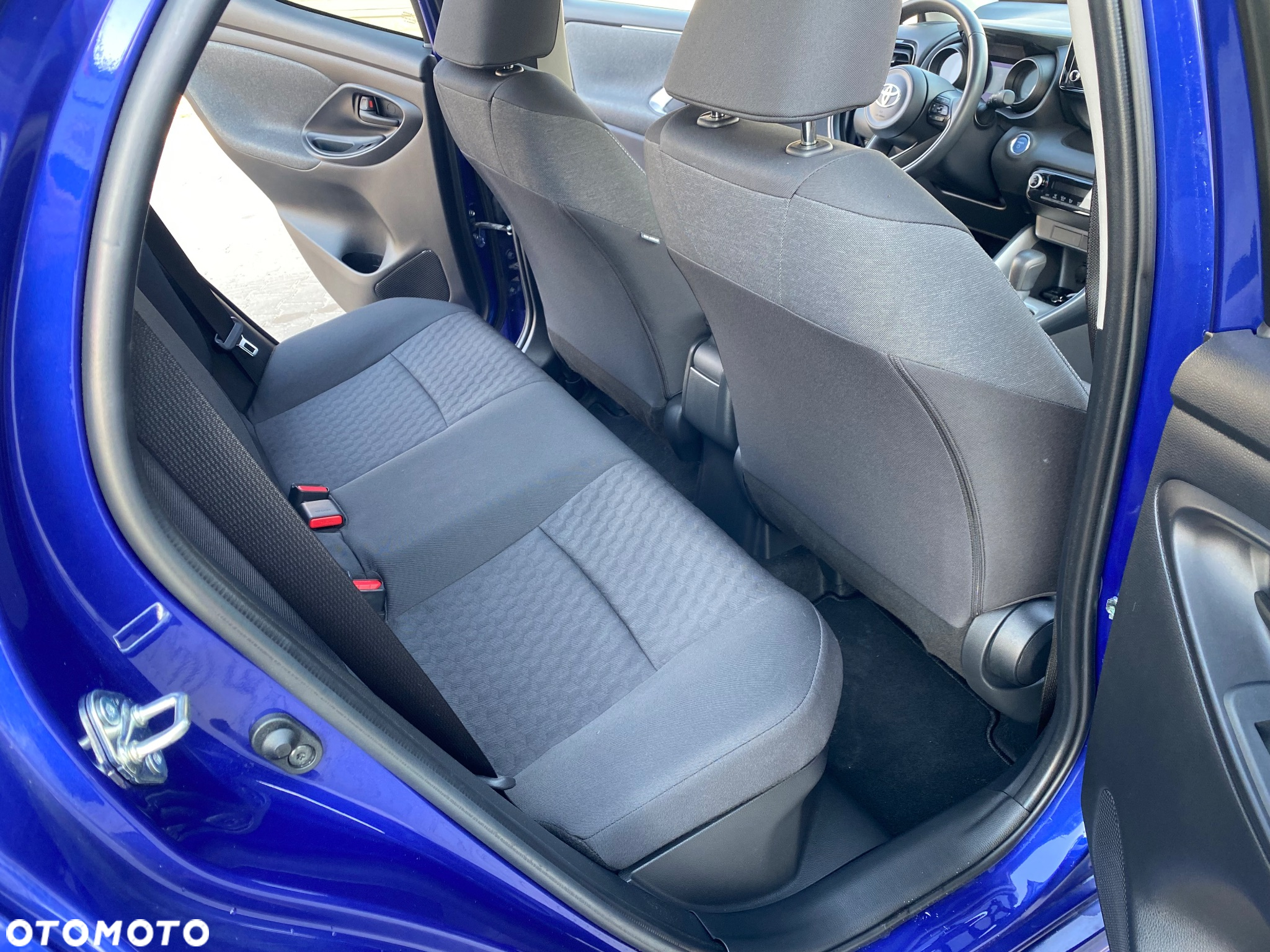 Toyota Yaris Hybrid 1.5 VVT-i Premiere Edition - 7