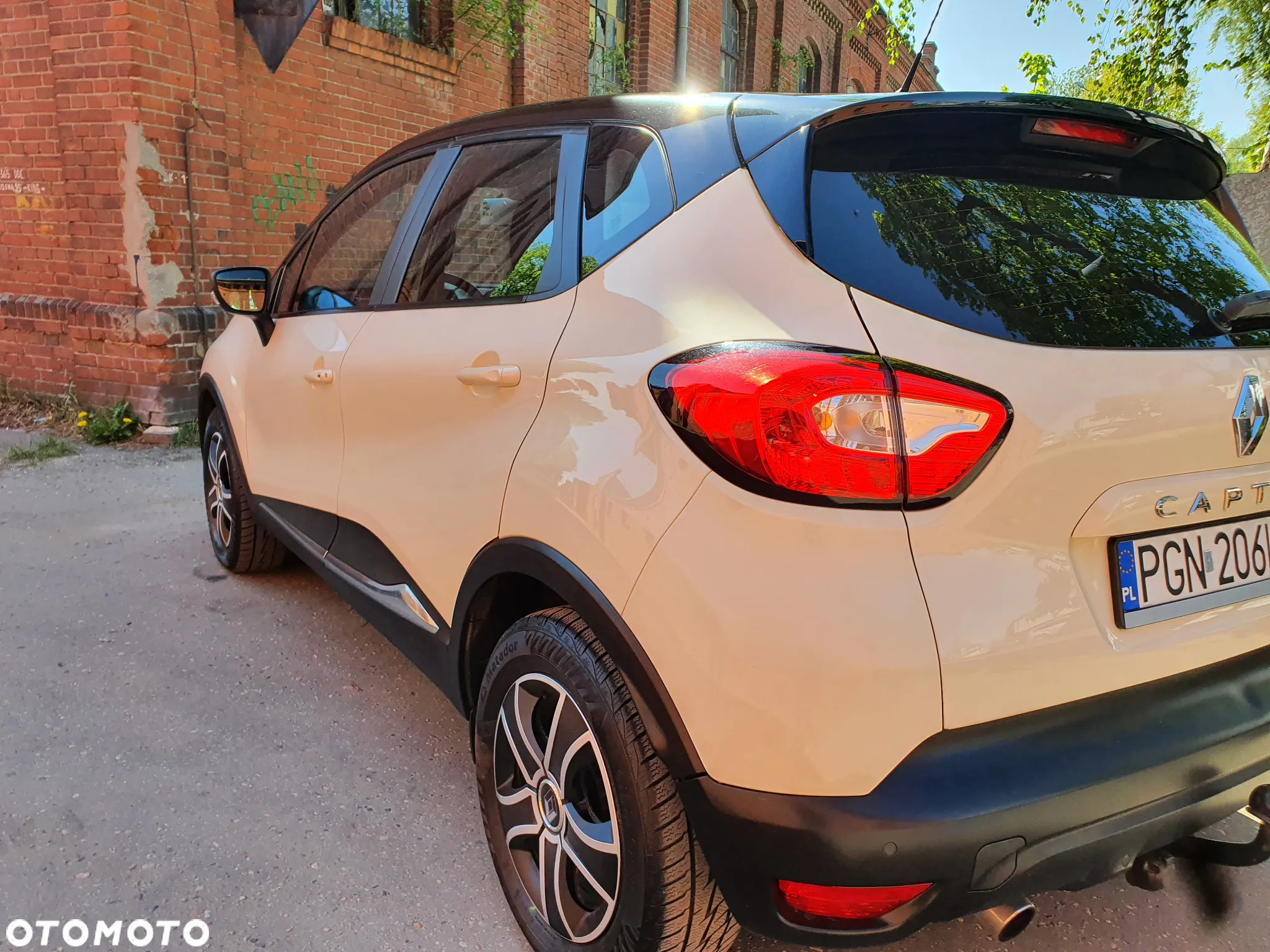 Renault Captur 1.2 TCe Intens EDC - 6