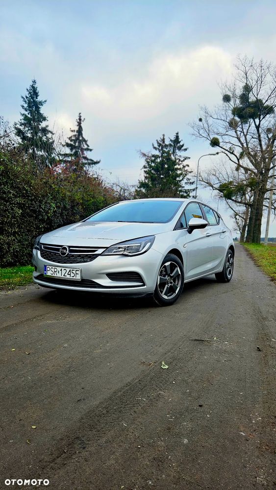 Opel Astra 1.4 T Dynamic - 1