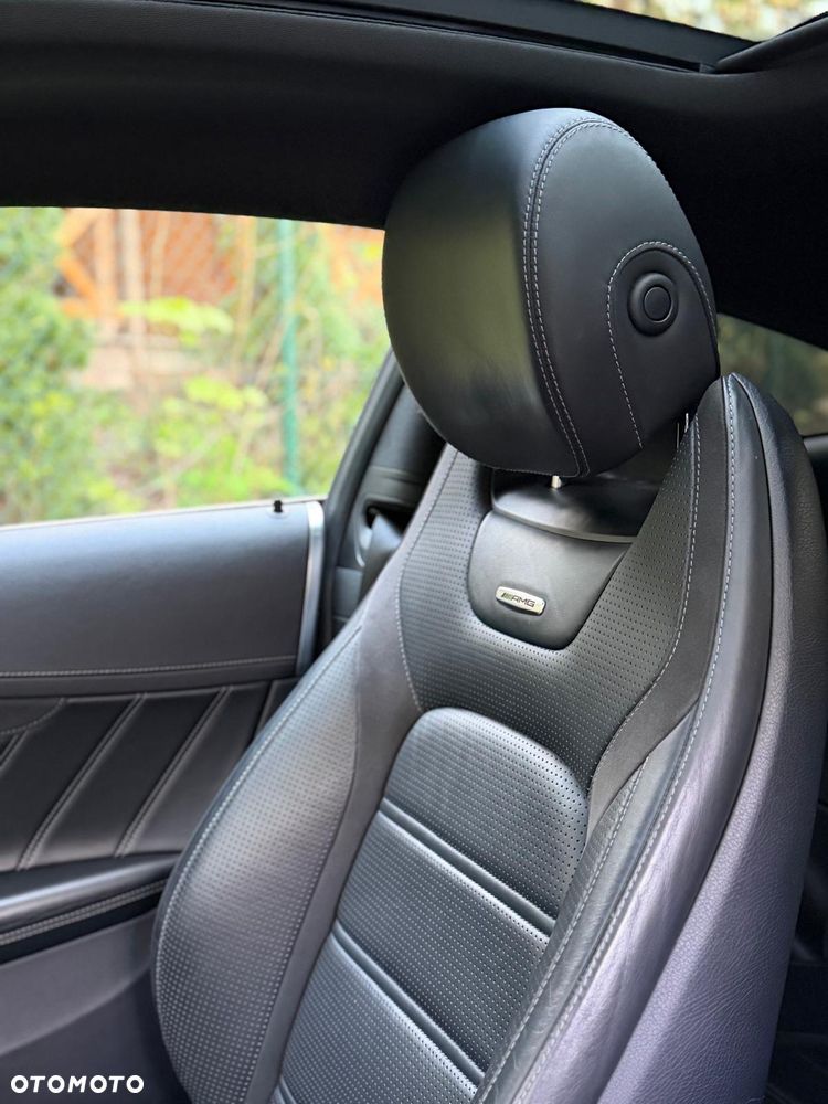 Mercedes-Benz Klasa C AMG 63 AMG Speedshift 7G-MCT - 10