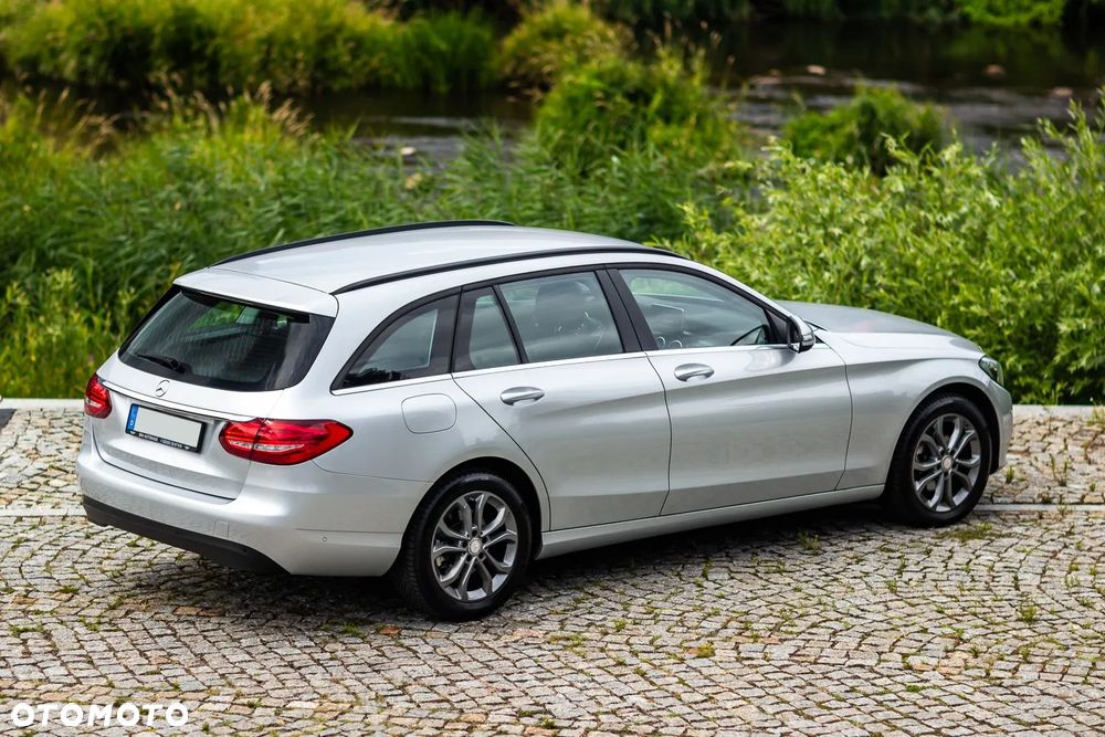 Mercedes-Benz Klasa C 200 d 7G-TRONIC - 16