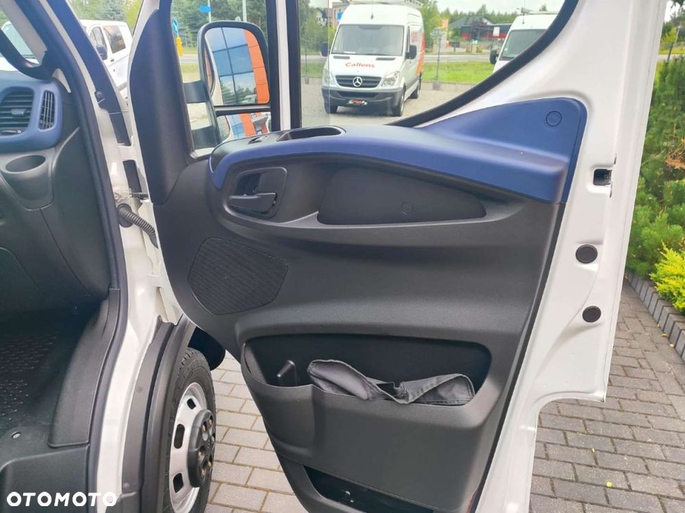 Iveco Daily - 32