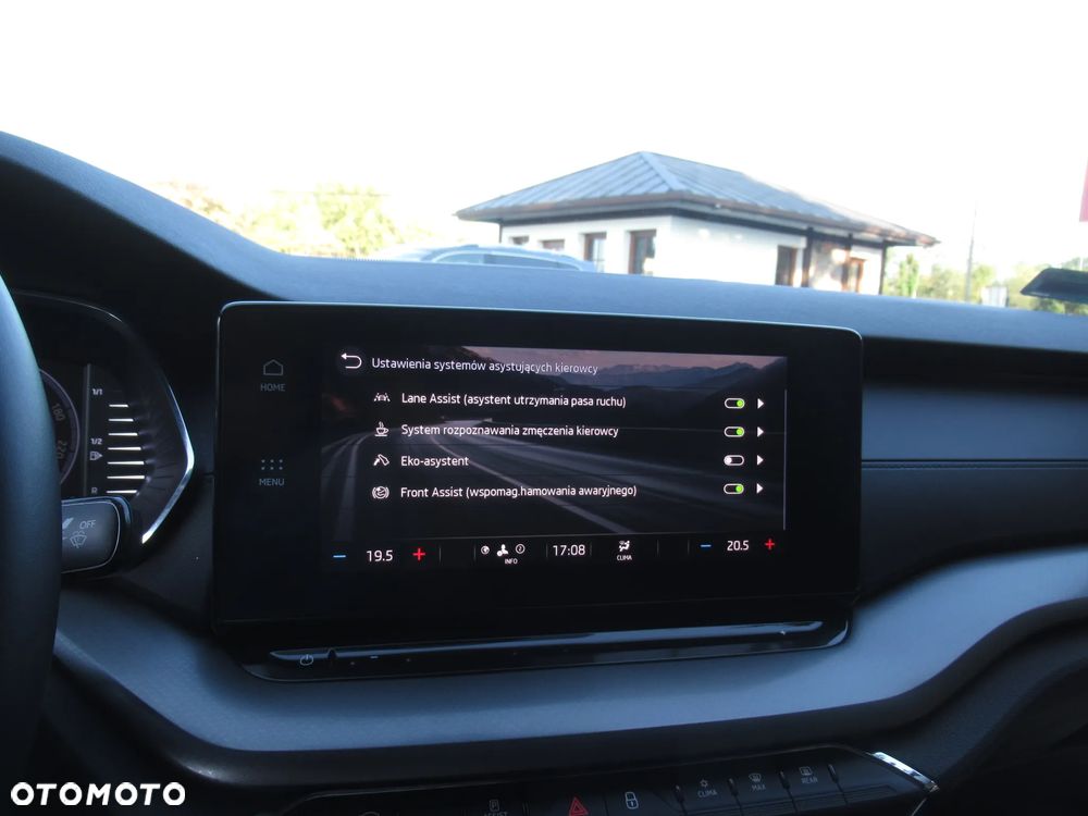 Skoda Octavia 1.5 TSI ACT Ambition - 25