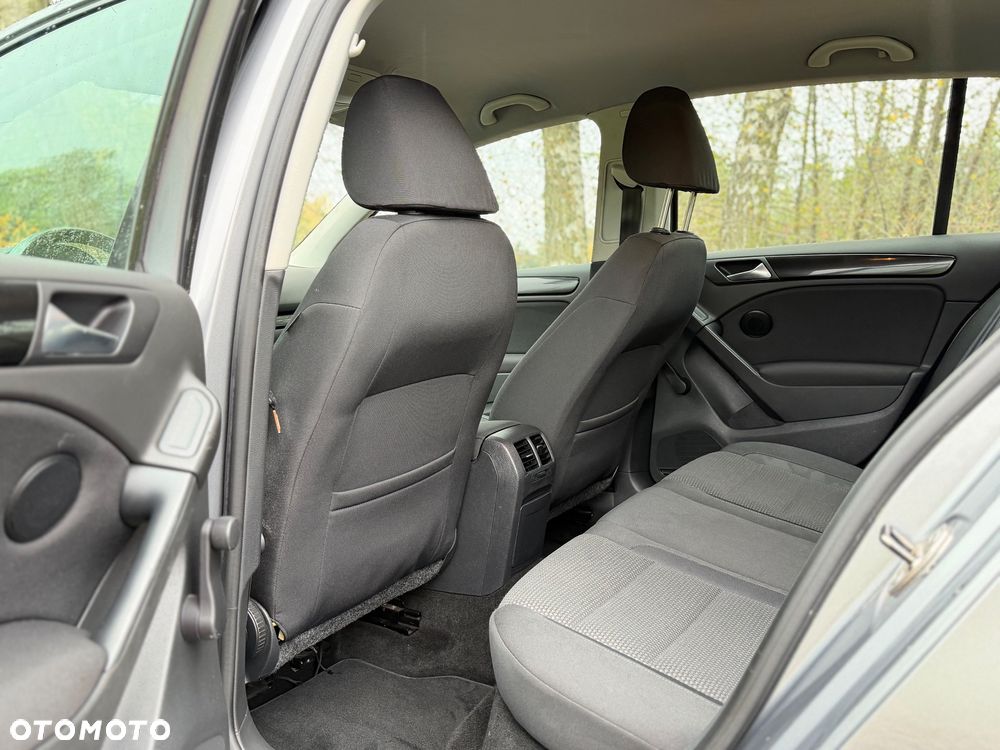 Volkswagen Golf 1.6 Trendline - 24