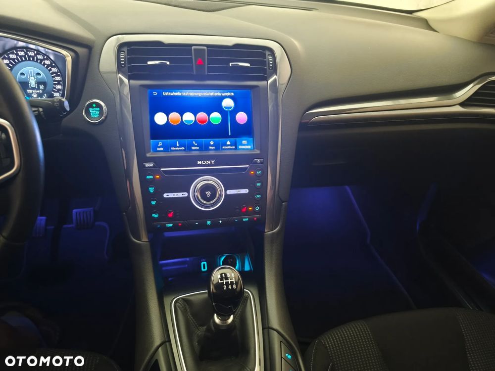 Ford Mondeo 2.0 EcoBlue Titanium - 28